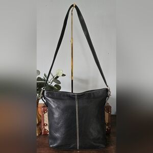 GIANI BERNINI Black Pebbled Genuine Leather Shoulder/Hobo Bag!